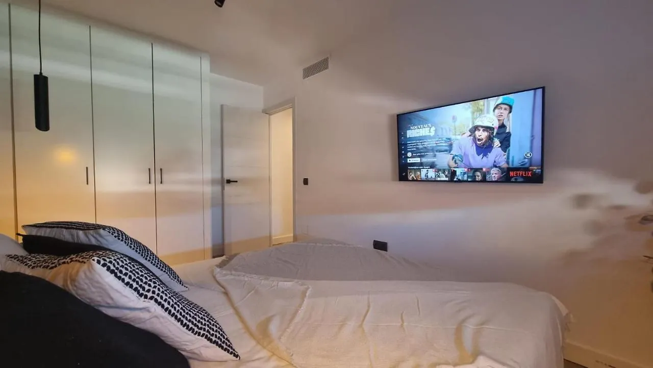 Luxe Appartement In Het Centrum Van Malaga Met Gratis Parkeerplek!