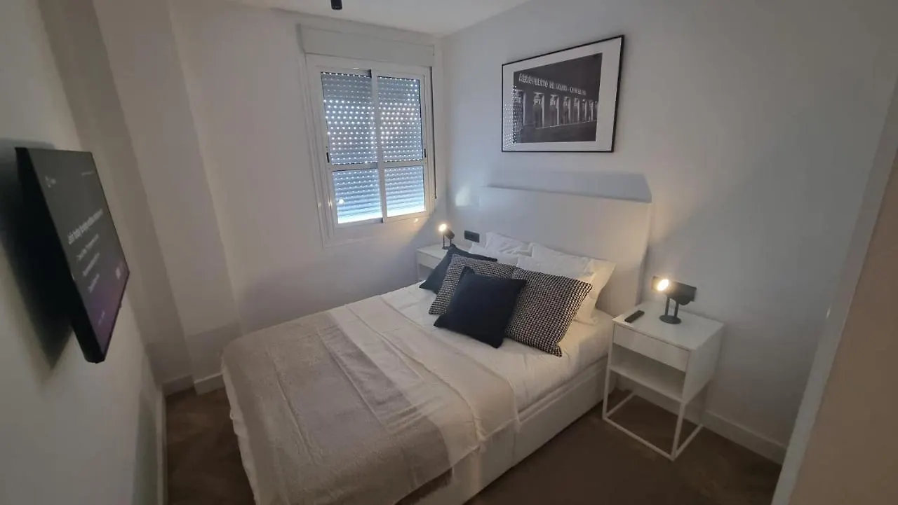 Luxe Appartement In Het Centrum Van Malaga Met Gratis Parkeerplek! Apartment